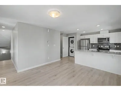 #71 1530 TAMARACK BV NW photo 6