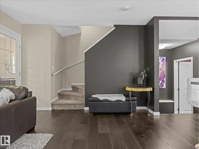 2533 PRICE WY SW photo 8