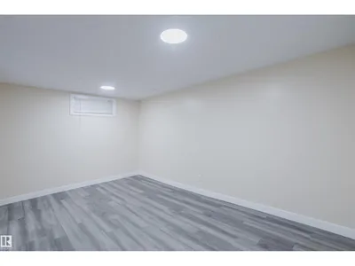 36 HARROW CIRCLE CI NW photo 27