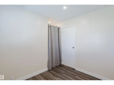 36 HARROW CIRCLE CI NW photo 21