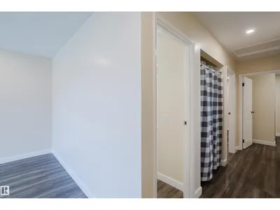 36 HARROW CIRCLE CI NW photo 12