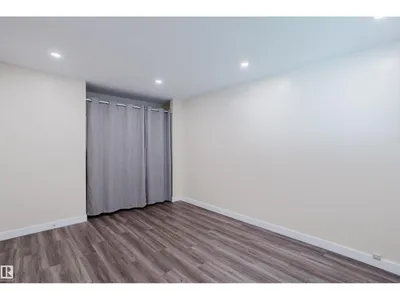 36 HARROW CIRCLE CI NW photo 14