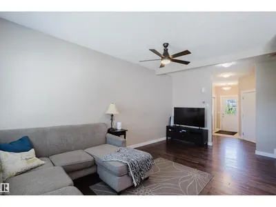 3209 67 ST photo 5