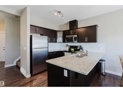 3209 67 ST photo 7