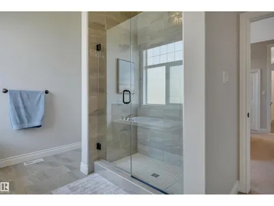 4232 8 ST NW photo 25