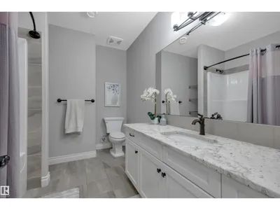 4232 8 ST NW photo 38
