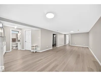 3 GRANTHAM PL photo 33
