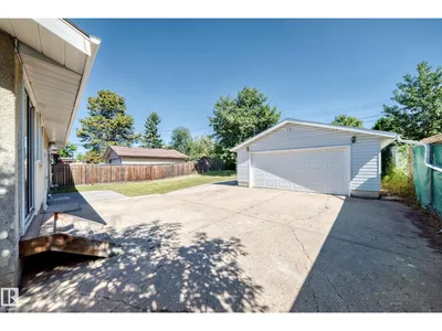 3 GRANTHAM PL photo 48