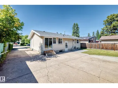3 GRANTHAM PL photo 54