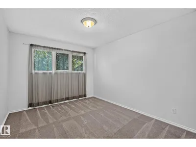 16016 78A AV NW photo 20