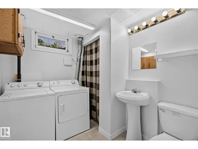 16016 78A AV NW photo 33