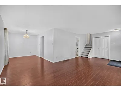16016 78A AV NW photo 5
