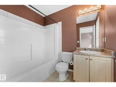 11544 167A AV NW photo 32