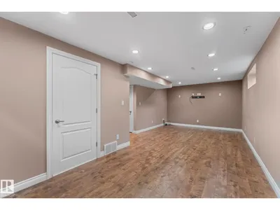 11544 167A AV NW photo 40