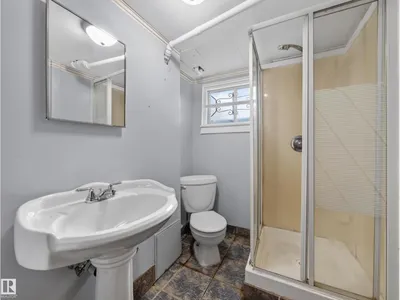12403 92 ST NW photo 32