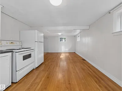 12403 92 ST NW photo 43