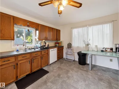 12403 92 ST NW photo 9