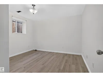 13803 130A AV NW photo 41