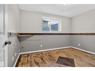 13803 130A AV NW photo 43