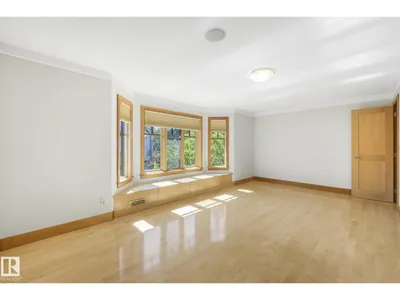 9404 100A AV NW photo 50