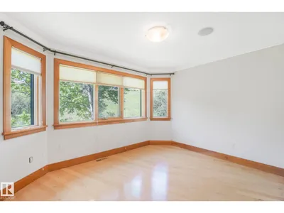 9404 100A AV NW photo 43