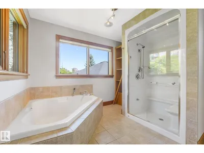 9404 100A AV NW photo 53