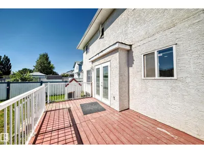4711 152 AV NW photo 20