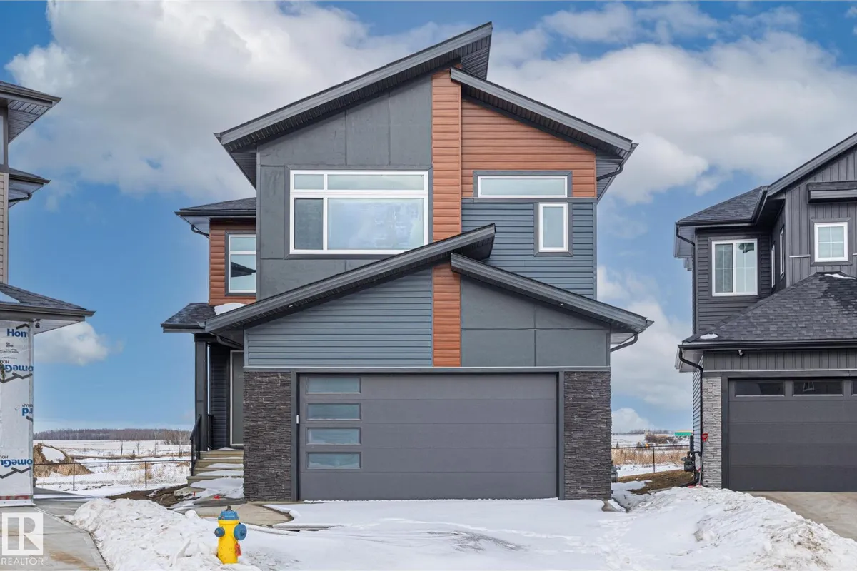 416 PINE PT exterior
