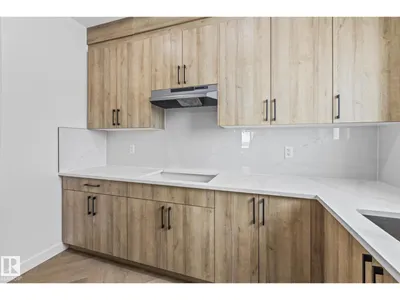 416 PINE PT photo 15