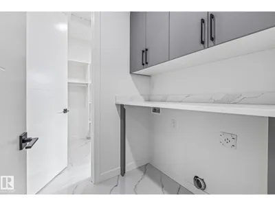 416 PINE PT photo 28