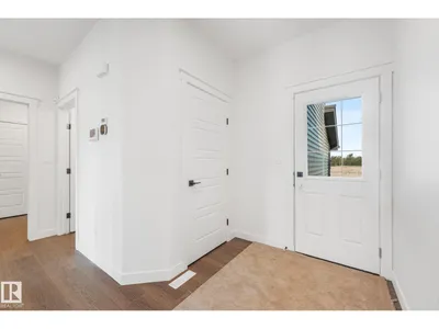 511 157 AV NE photo 4