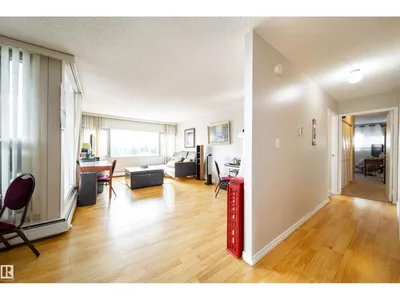 #56 8745 165 Street NW photo 6