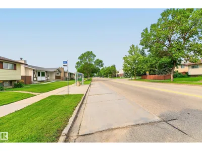 11607 139 AV NW photo 49