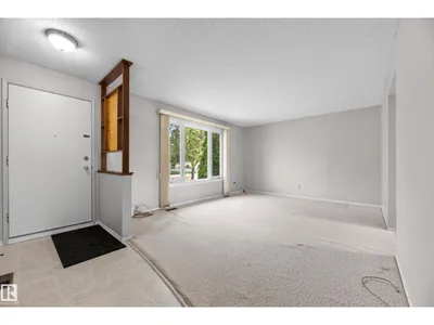 11607 139 AV NW photo 16