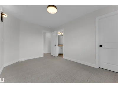 2824 194 ST NW photo 23