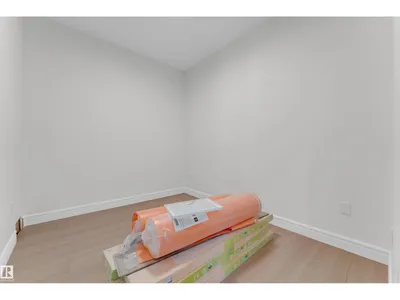 2824 194 ST NW photo 6