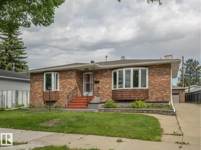 16706 80 AV NW photo 30