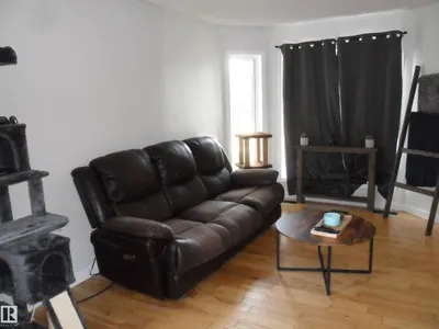28 Bridgeview CR NW photo 5