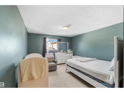 13028 34 ST NW photo 10