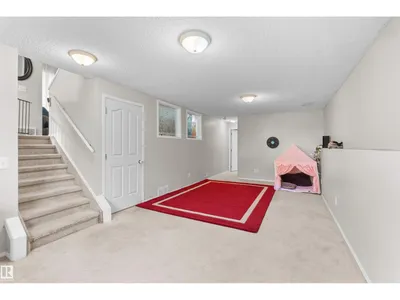 13028 34 ST NW photo 17