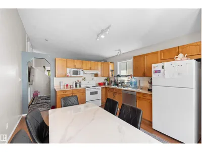 13028 34 ST NW photo 8
