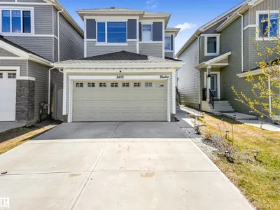 2435 12 AV NW photo 16