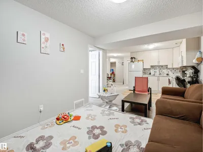 2435 12 AV NW photo 71