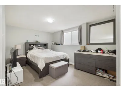 11828 & 11830 45 ST NW photo 35