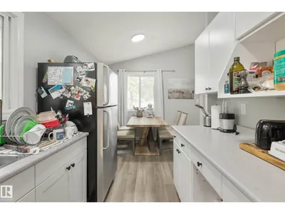 11828 & 11830 45 ST NW photo 9