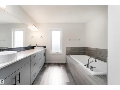 4659 175 AV NW photo 47