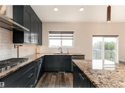 4659 175 AV NW photo 26