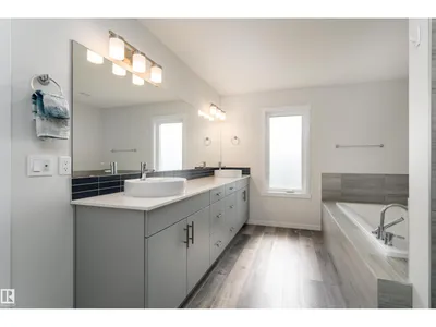 4659 175 AV NW photo 52