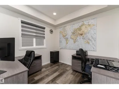 4659 175 AV NW photo 32