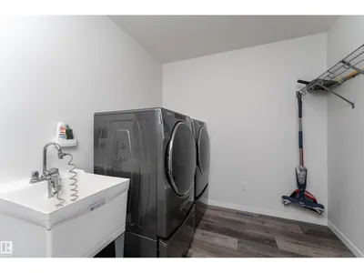4659 175 AV NW photo 54